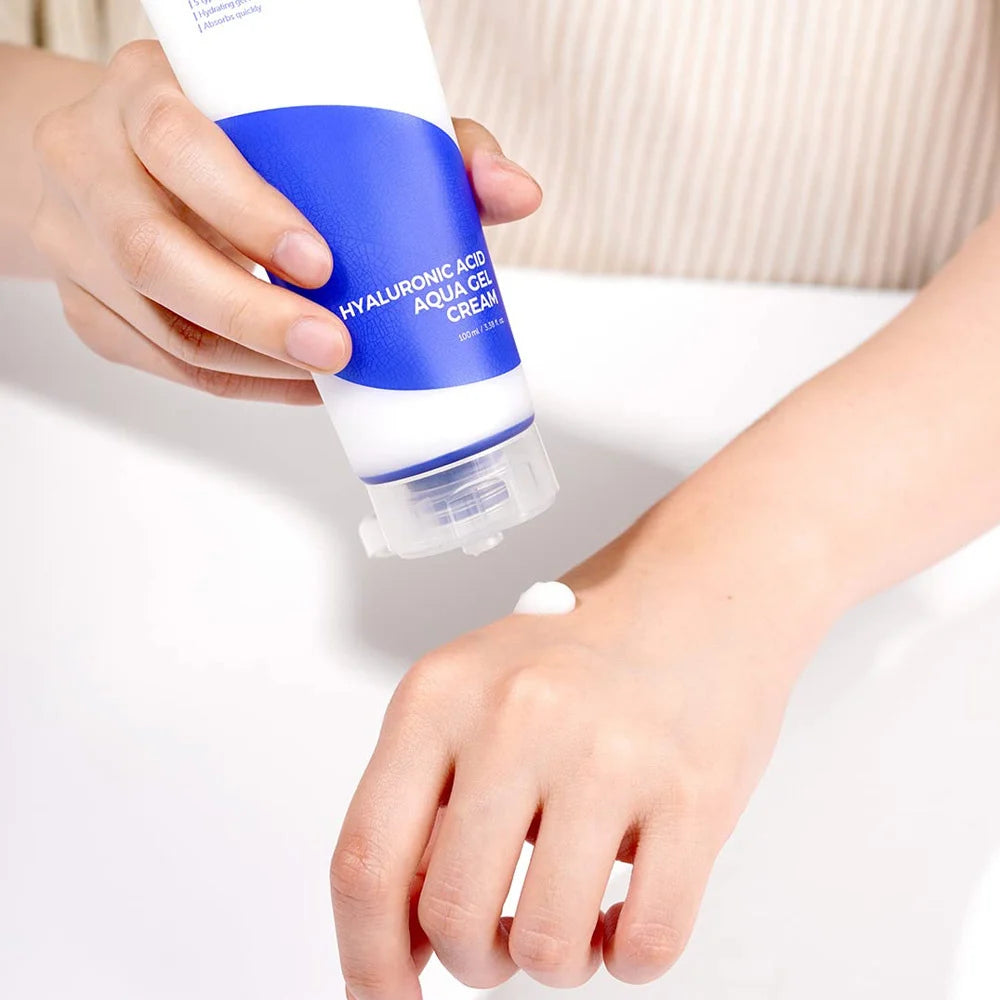 Crema de gel acuático con ácido hialurónico Isntree