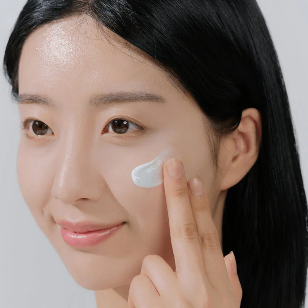 Skin1004 Madagascar Centella HYALU-CICA Water-fit Sun Serum
