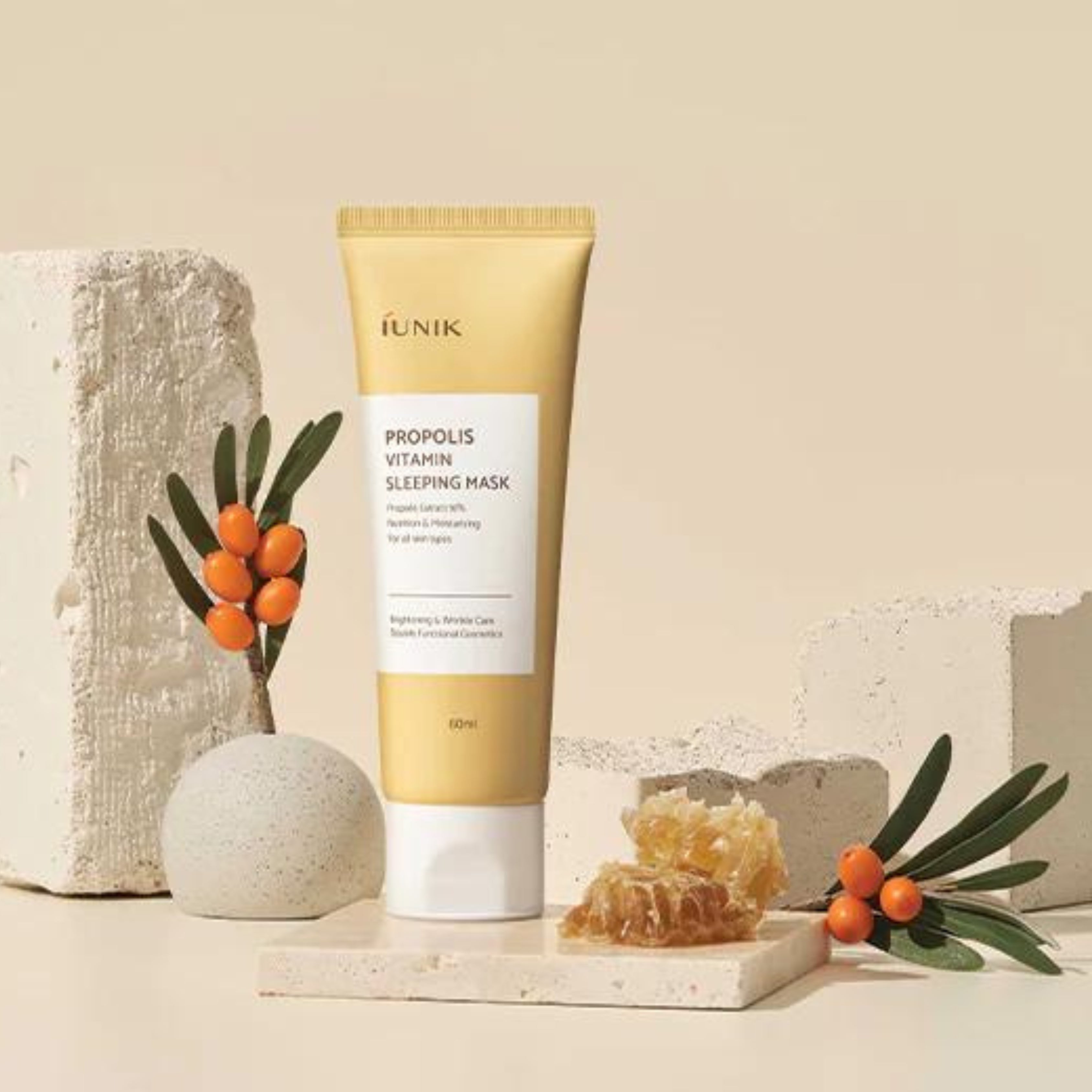 IUnik Propolis Vitamin Sleeping Mask